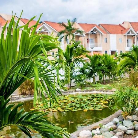 Finest Accommodation Marley Manor Apt # 513 Ground Floor 6 Marley Rd Kgn 6 Kingston Exterior foto