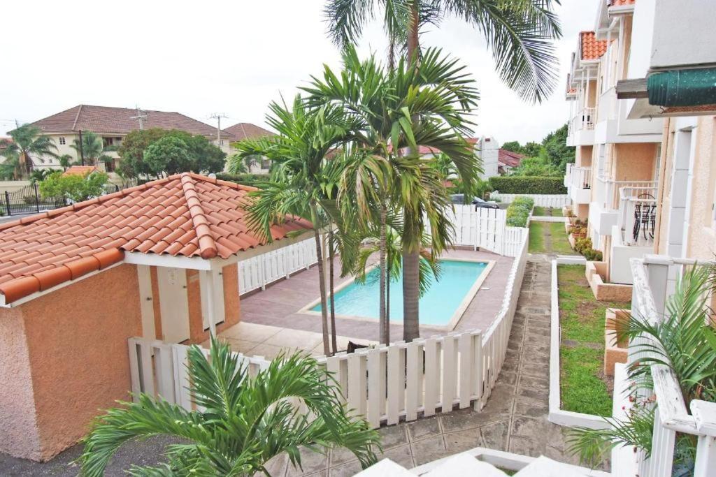 Finest Accommodation Marley Manor Apt # 513 Ground Floor 6 Marley Rd Kgn 6 Kingston Exterior foto